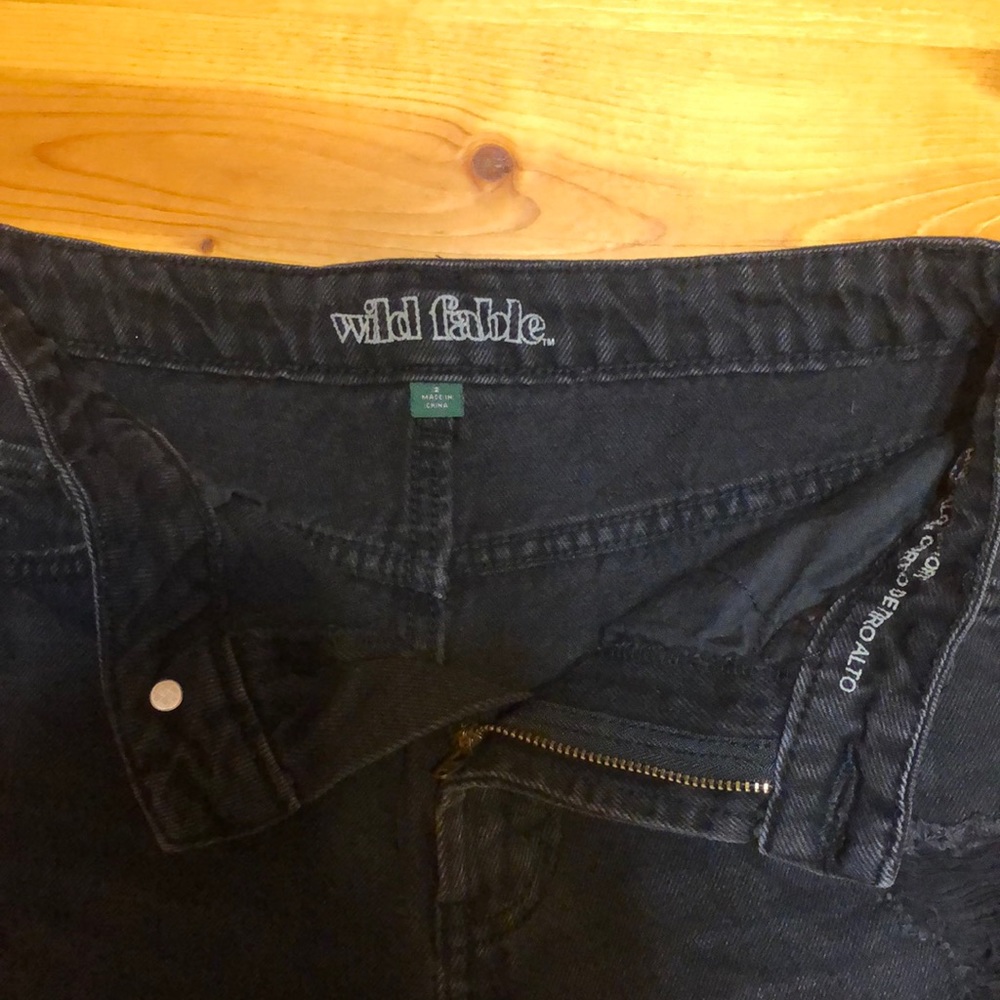 Shorts - Picture 6 of 6